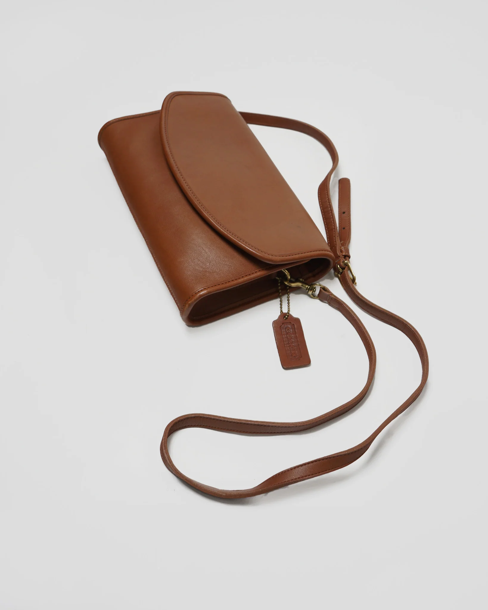 Leather Shoulder Bag / Tan - Image 4