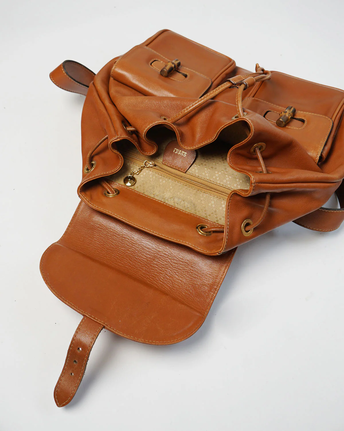 Leather Backpack Bamboo Handle - Image 6