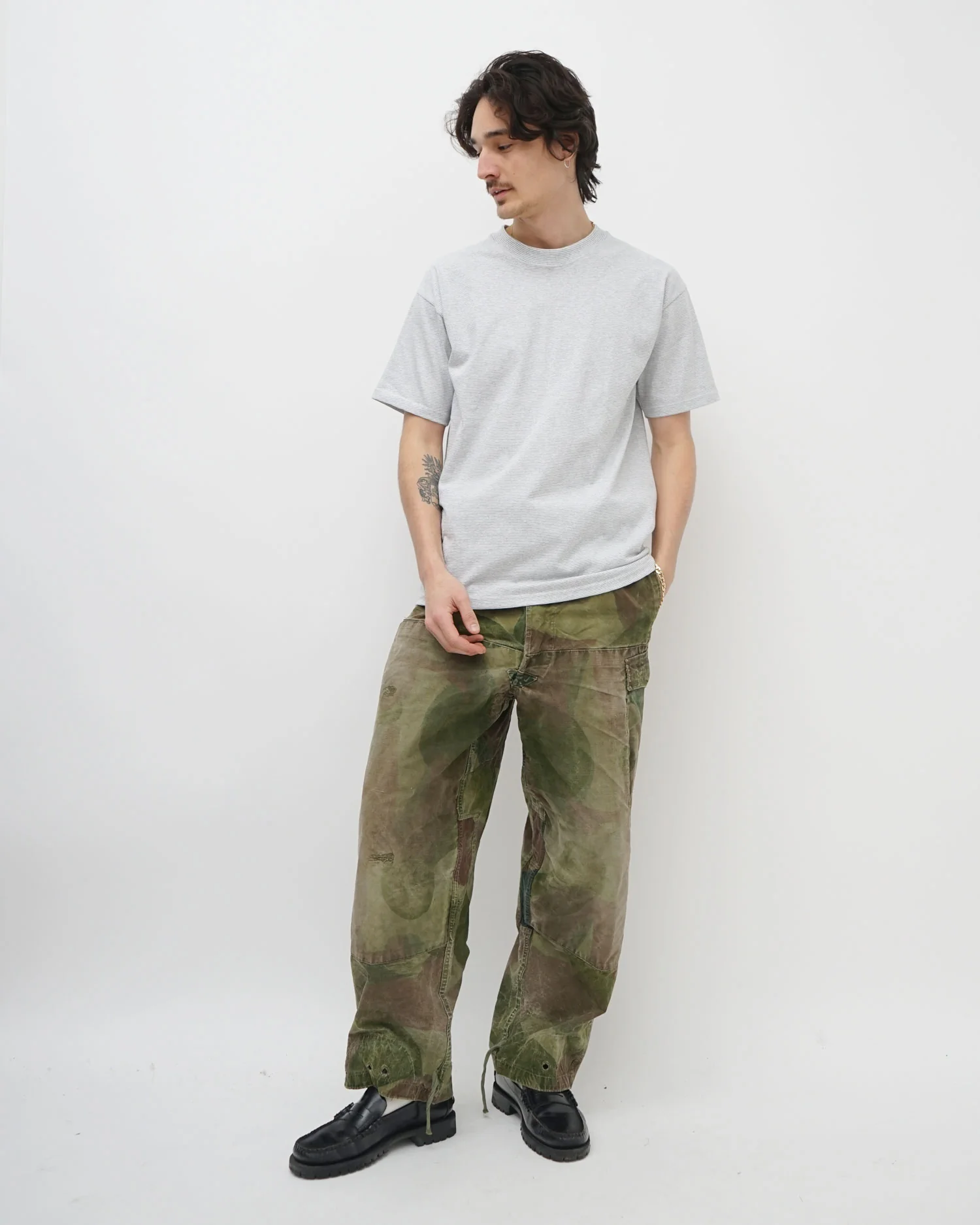 Micro Stripe T-shirt / Light Gray - Image 8