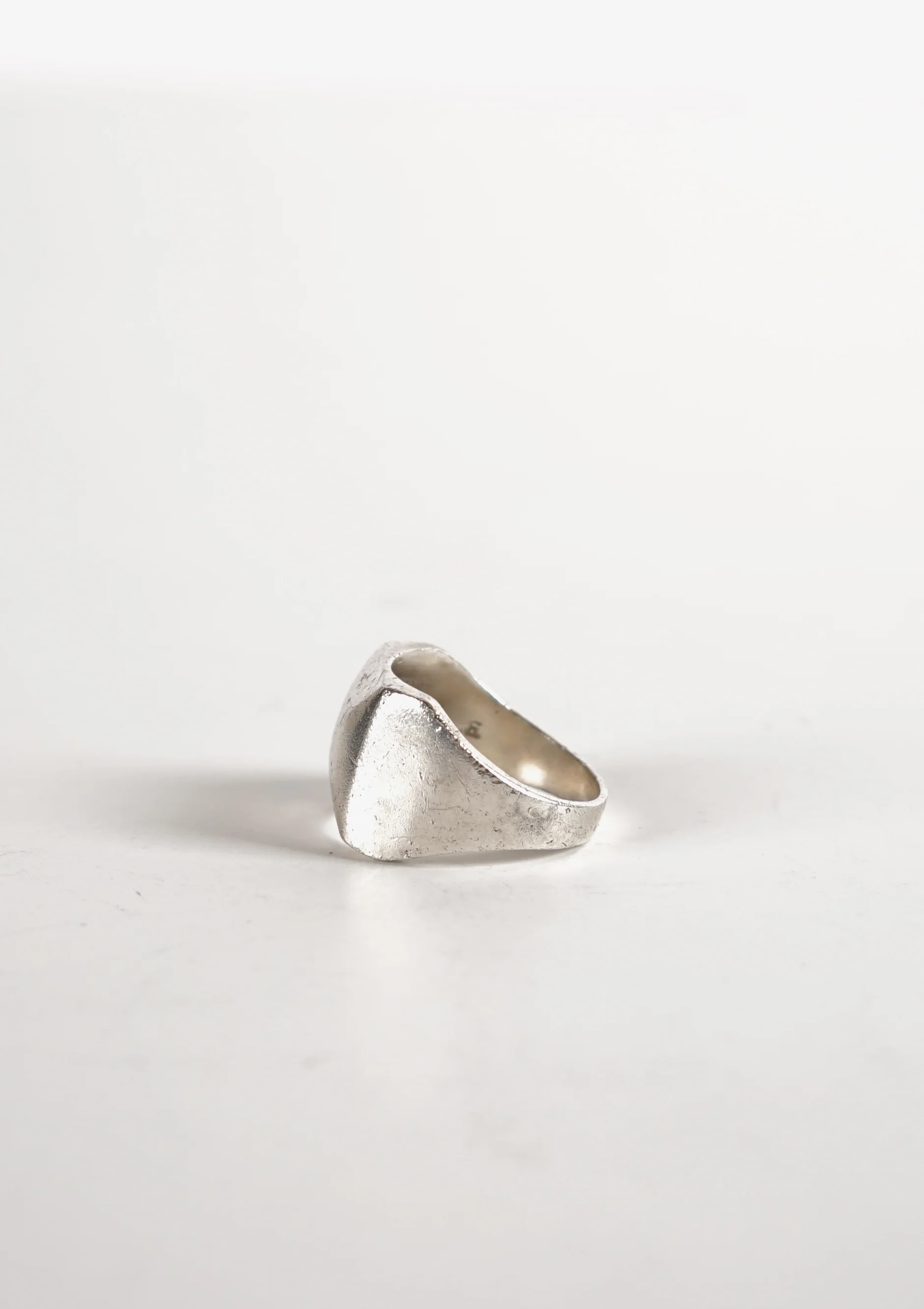 Studs Ring - Image 3